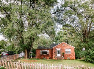 1205 Mowbray Pl, Charlottesville, VA 22902