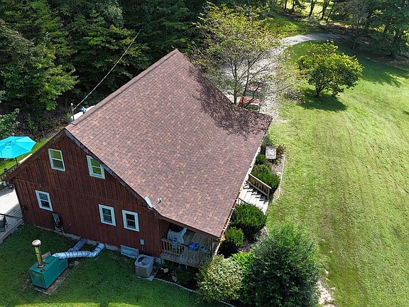 3rd image of 458 Pendleton Branch Rd