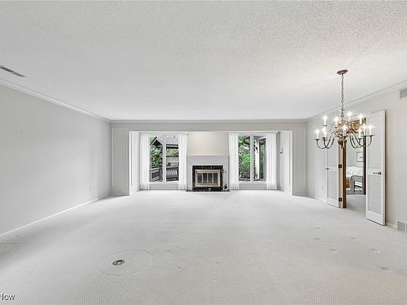 3rd image of 1855 Brookwood Dr