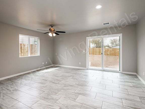 5th image of 2185 E Butler Ave