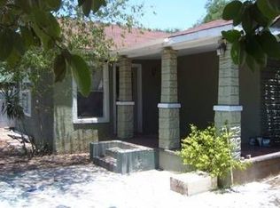 218 Gonzalez St, Laredo, TX 78040