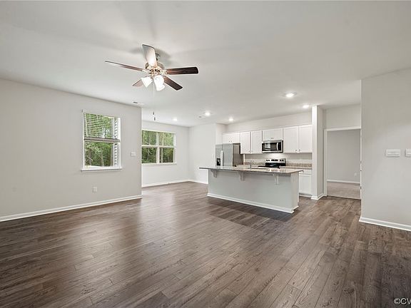 4th image of 17412 Lawnfield Dr