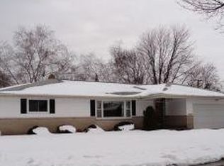 2607 N Lillian Ct, Appleton, WI 54911