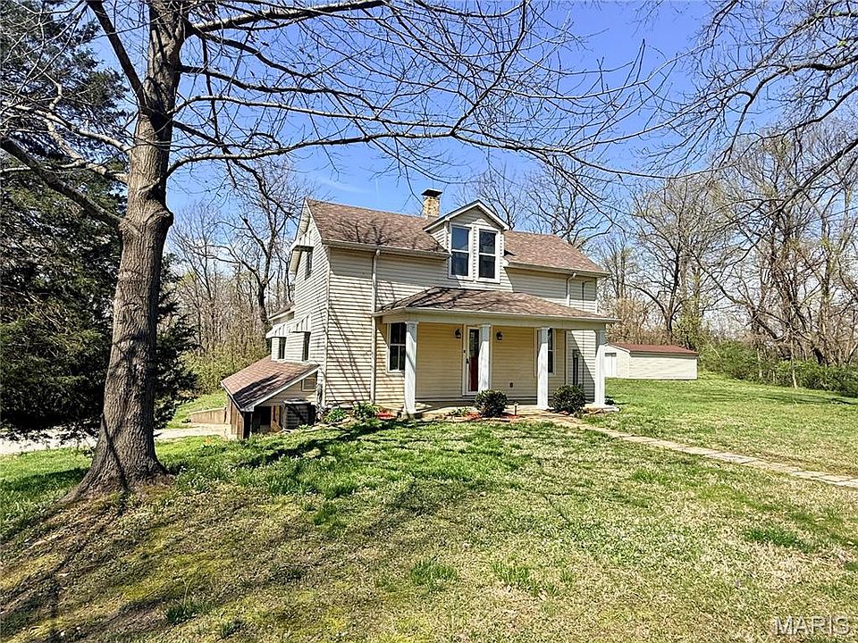 1st image of 229 Lee Ave