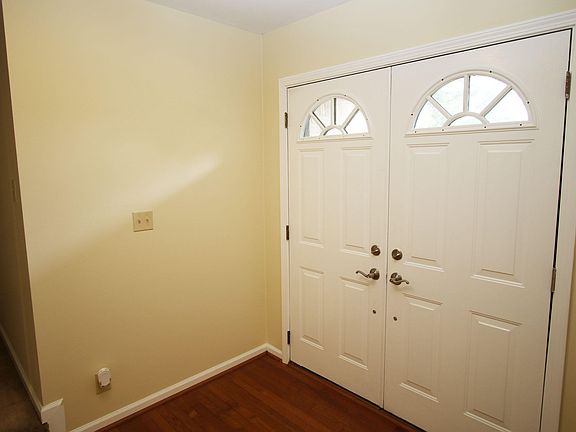 5th image of 388 Cromwell Way