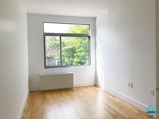 Rented by EXR | media 94