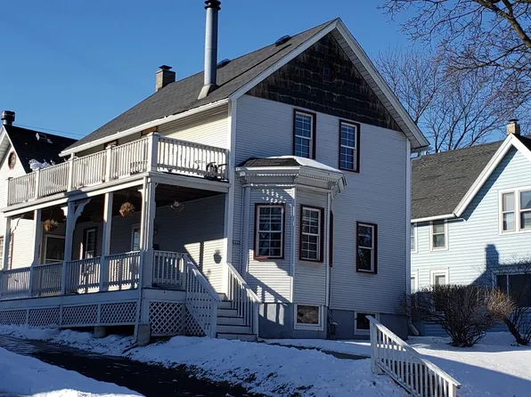 2225 S Woodward St, Milwaukee, WI 53207