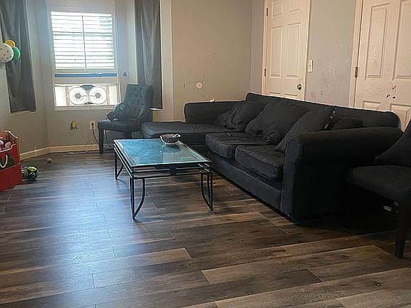 3rd image of 31 West Ln