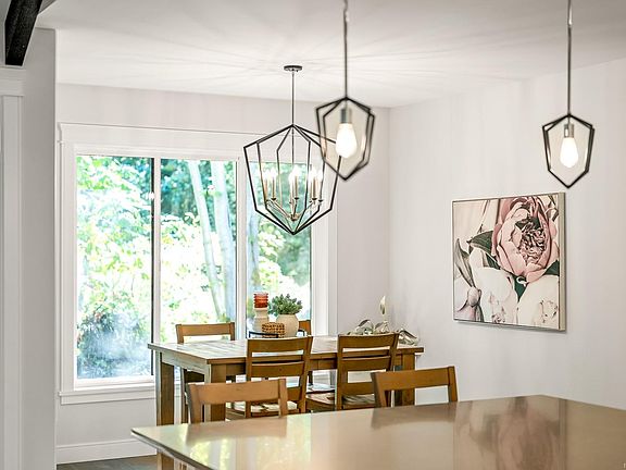 4th image of 2880 Arden Rd #4