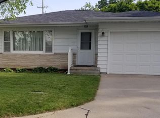 1015 23rd St, Auburn, NE 68305