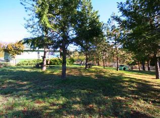 444 China Gulch Rd, Jacksonville, OR 97530