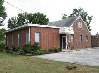 812 Ashworth Rd, West Des Moines, IA 50265