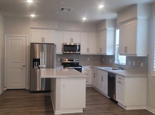 455 Meyer Pl, Upland, CA 91786