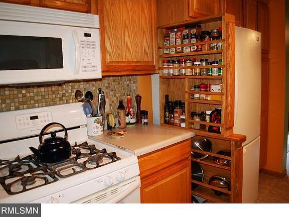 5th image of 38035 Henna Ave