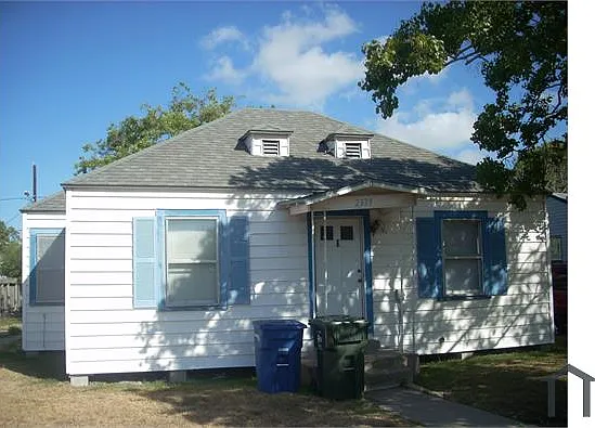 2333 Riggan St