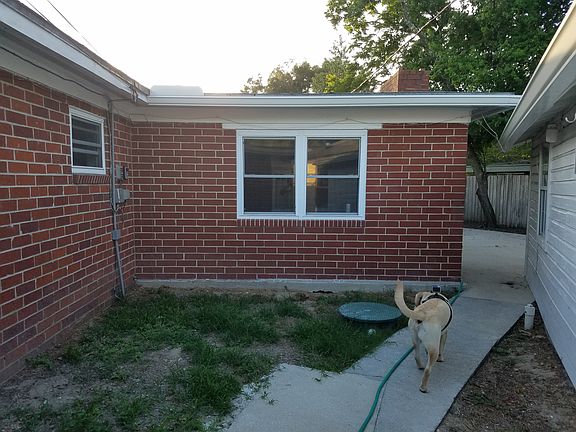 5th image of 2333 Cesery Blvd