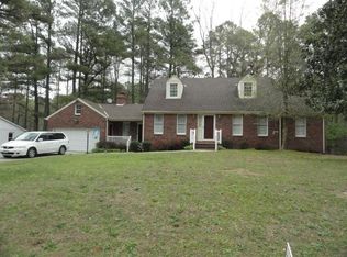 1967 Ridgewood Dr, Petersburg, VA 23805