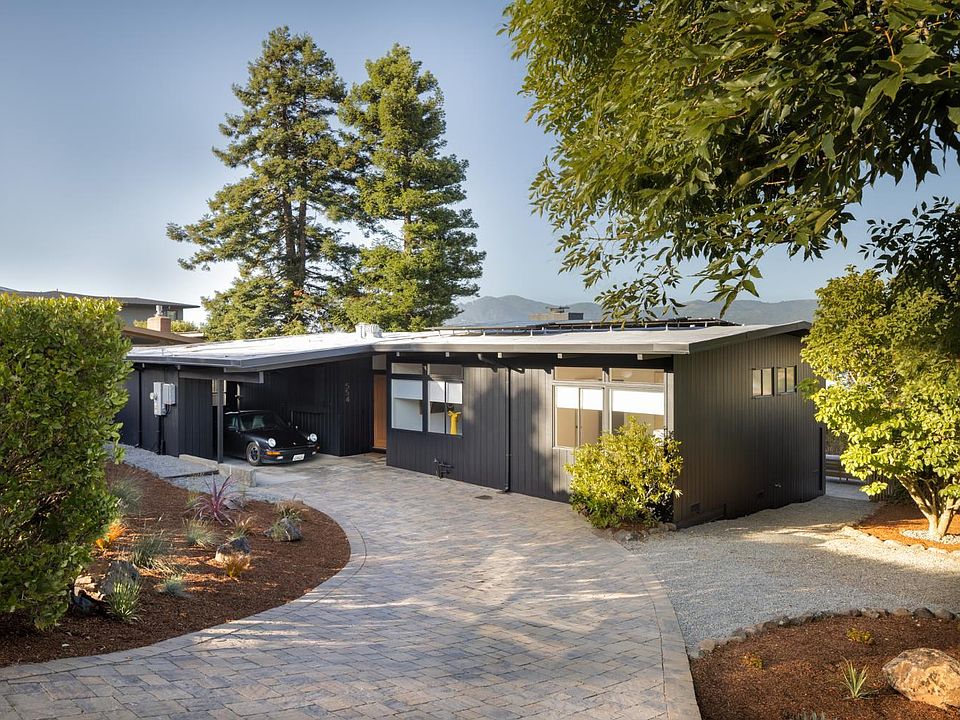 1st image of 554 Virginia Drive