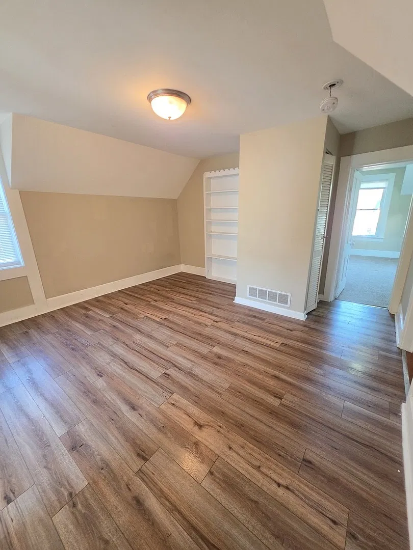2 bed, 600 sqft, $1,150 — Photo 4