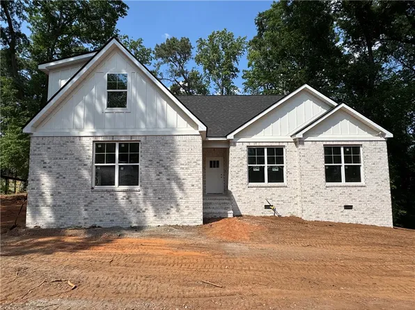 513 Quail Holw, Anderson, SC 29621