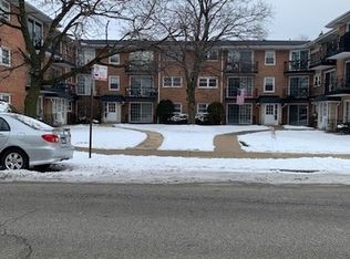6853 N Northwest Hwy, Chicago, IL 60631