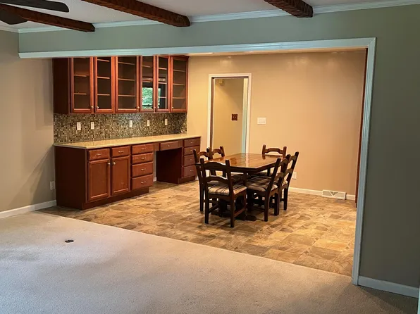 121 Vernon Dr, Davidson, NC 28036