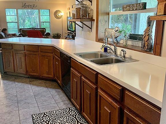4th image of 15800 Lake Candlewood Dr