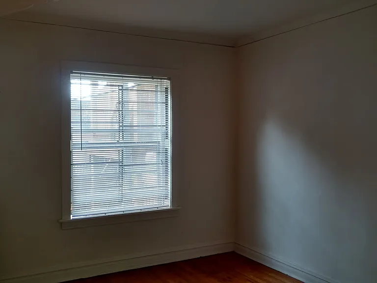 3508 N Wolcott Ave — Photo 16
