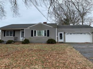 96 Pumpkin Delight Rd, Milford, CT 06460