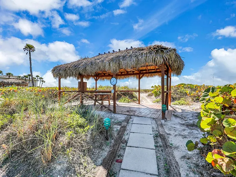 6701 Gulf Of Mexico Dr #ID1591482P — Photo 28