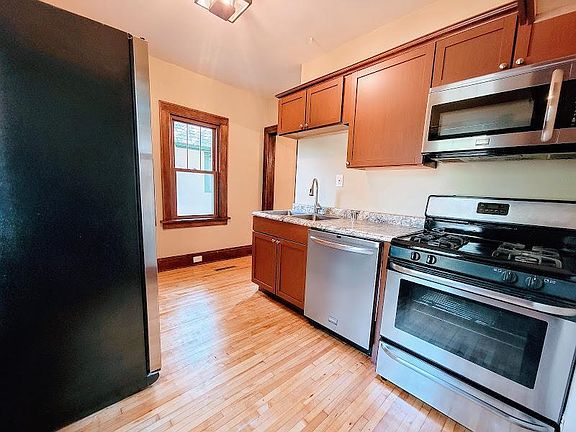 2nd image of 3946 Girard Ave N