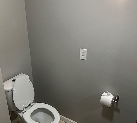 5th image of 612 Klotter Ave #1