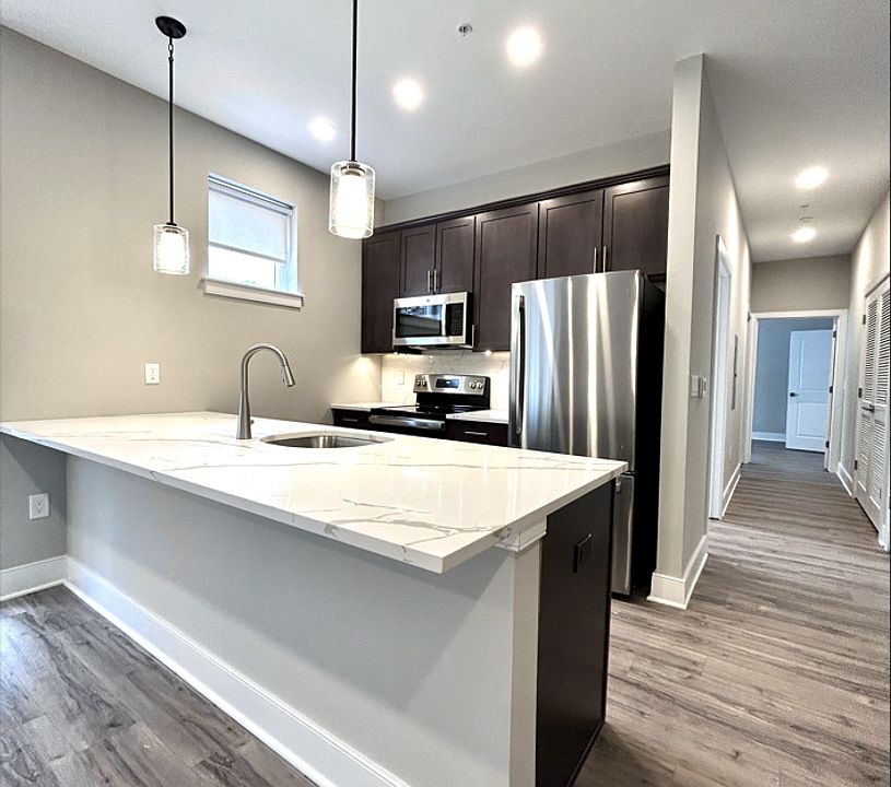 1st image of 94-98 W Main St #205