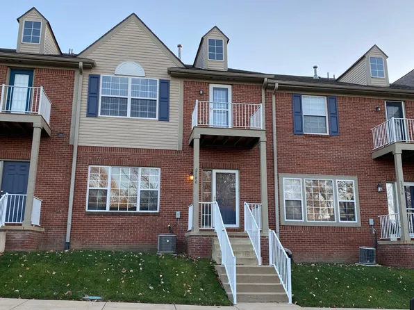 2080 Cloverly Ln, Ann Arbor, MI 48108