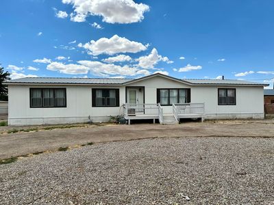 2755 Parklane Dr, Bosque Farms, NM, 87068