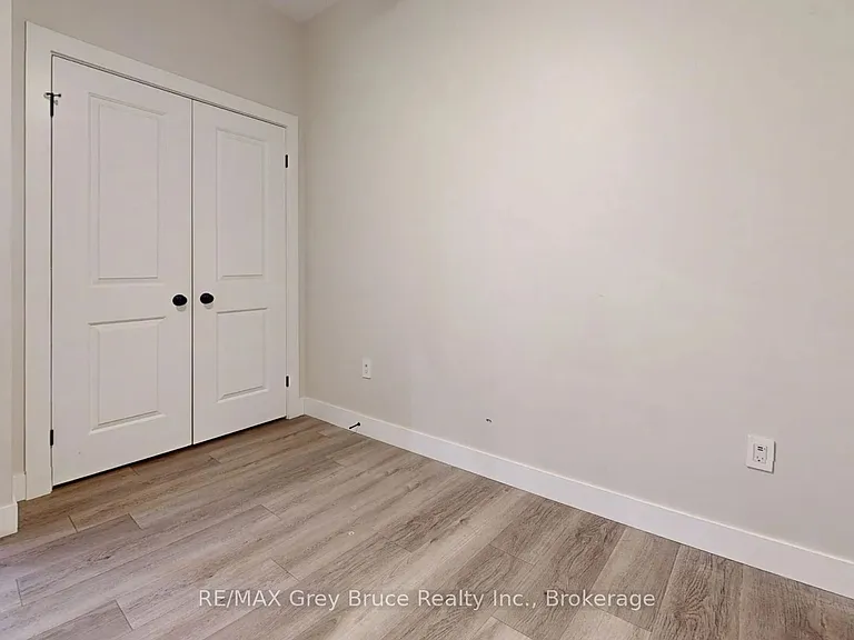 39 1st Ave S #4 — Photo 7