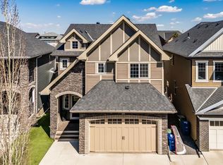 202 S Cooperstown Ln SW, Airdrie, AB T4B2L2