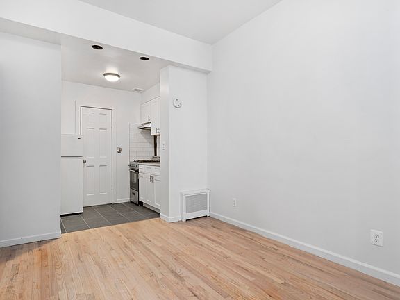 3rd image of 303 E 5th St APT A4