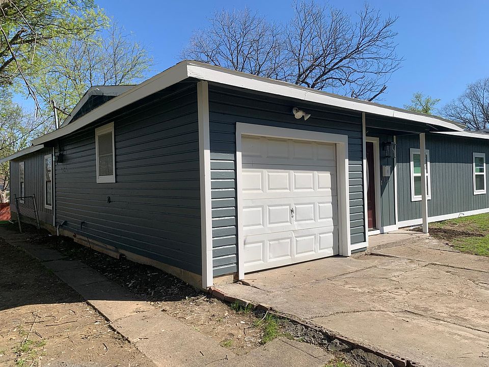 1st image of 110 Rollingwood Dr