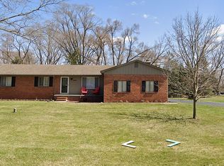 9595 Marina Rd, South Lyon, MI 48178