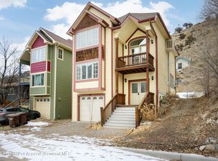 586 E Main St, New Castle, CO 81647