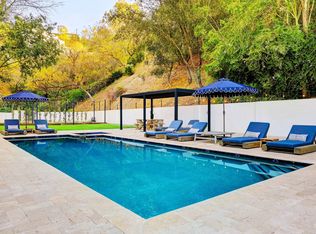 2570 Nichols Canyon Rd, Los Angeles, CA 90046