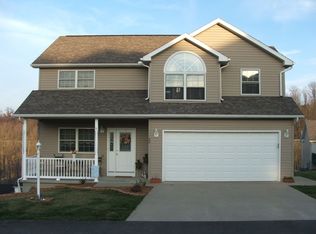 20 Monument Ln, Morgantown, WV 26508