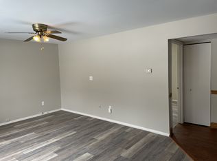 1562 Mac Dr #1, Stow, OH 44224