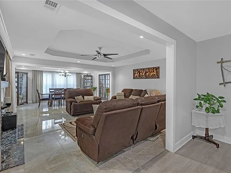 569 Garner Way NW — Photo 5