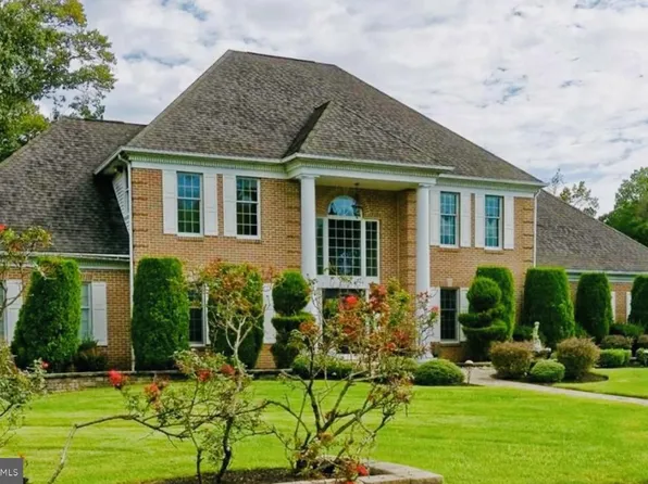 5 Ternberry Ct, Turnersville, NJ 08012