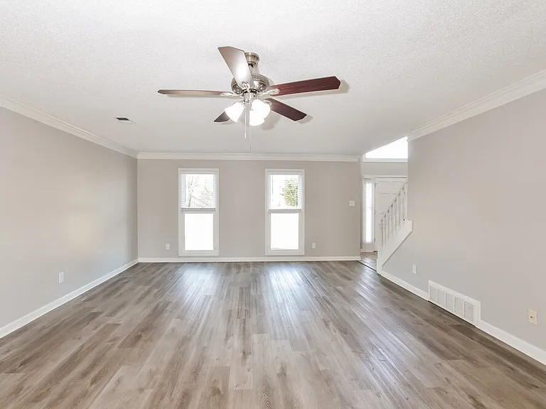 8959 Raspberry Ln — Photo 6