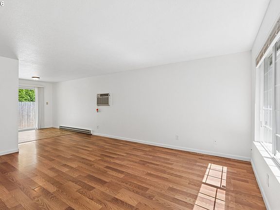 5th image of 6332 NE 45th Ave