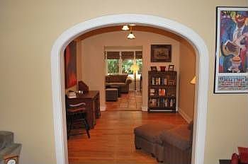 2nd image of 1405 Woodlawn Blvd