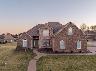5021 Bayshore Dr, Evansville, IN 47725